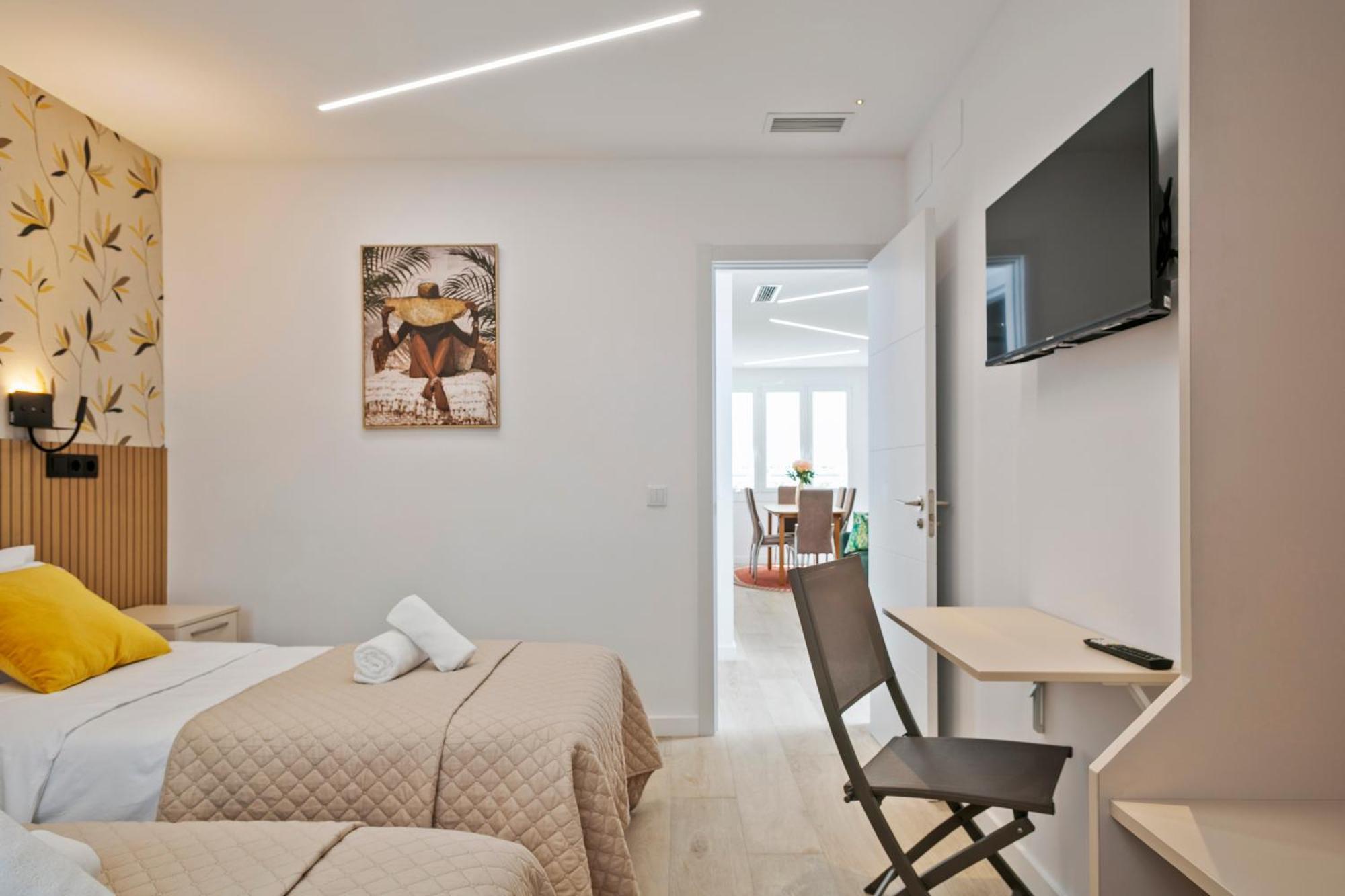 Boutique Plaza Catalonia Suites Cornella Cornellà de Llobregat Exterior foto